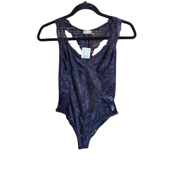 Intimately Free People Black Lace Racerback Bodysuit Women’s Size Medium NWT - Picture 4 of 10